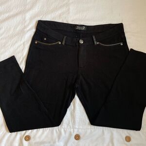 Seven7 black leggings with vegan leather trim/belt loop detail - M